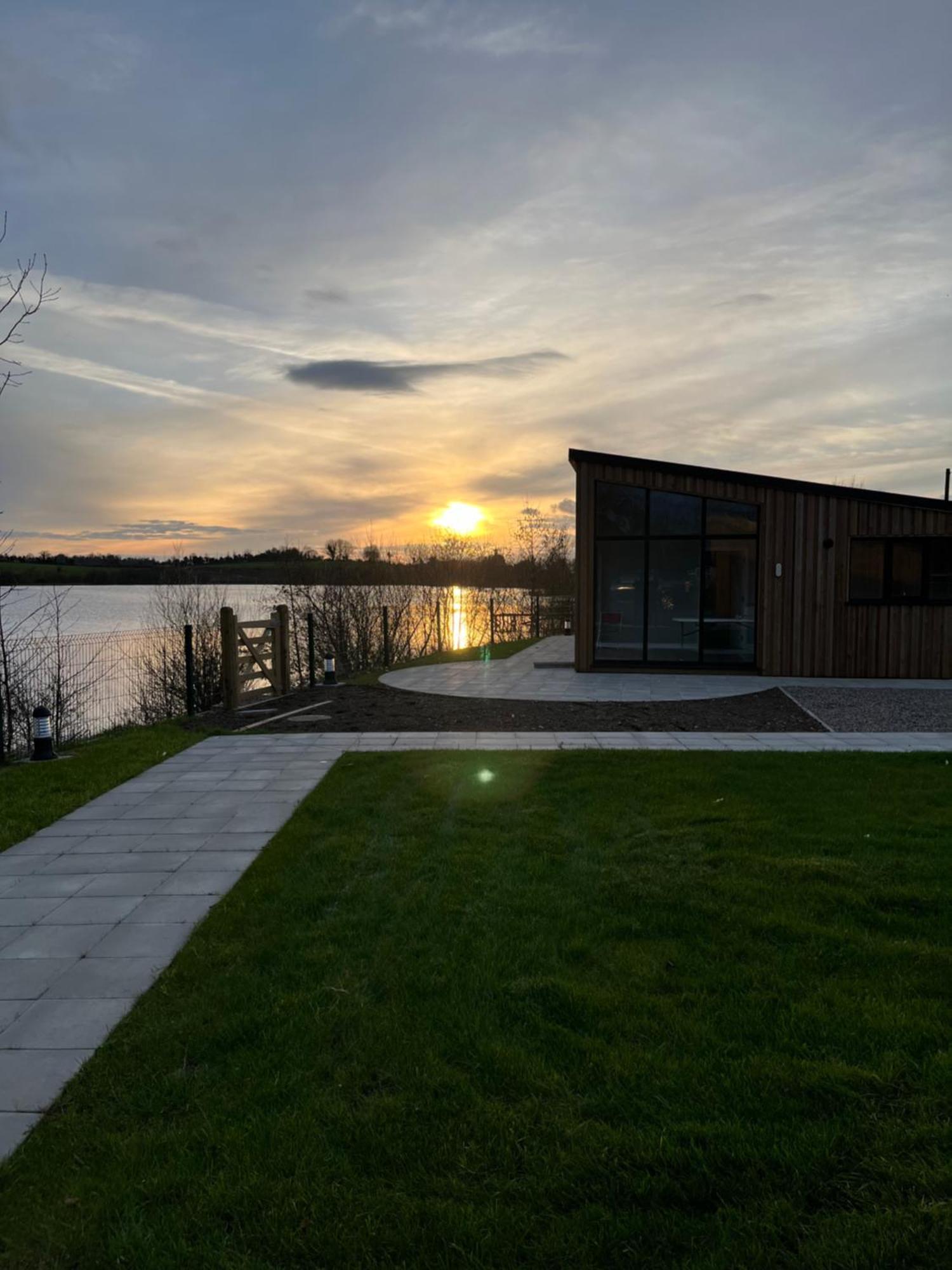 Killyfole Lakeside Lodges Corranny Εξωτερικό φωτογραφία