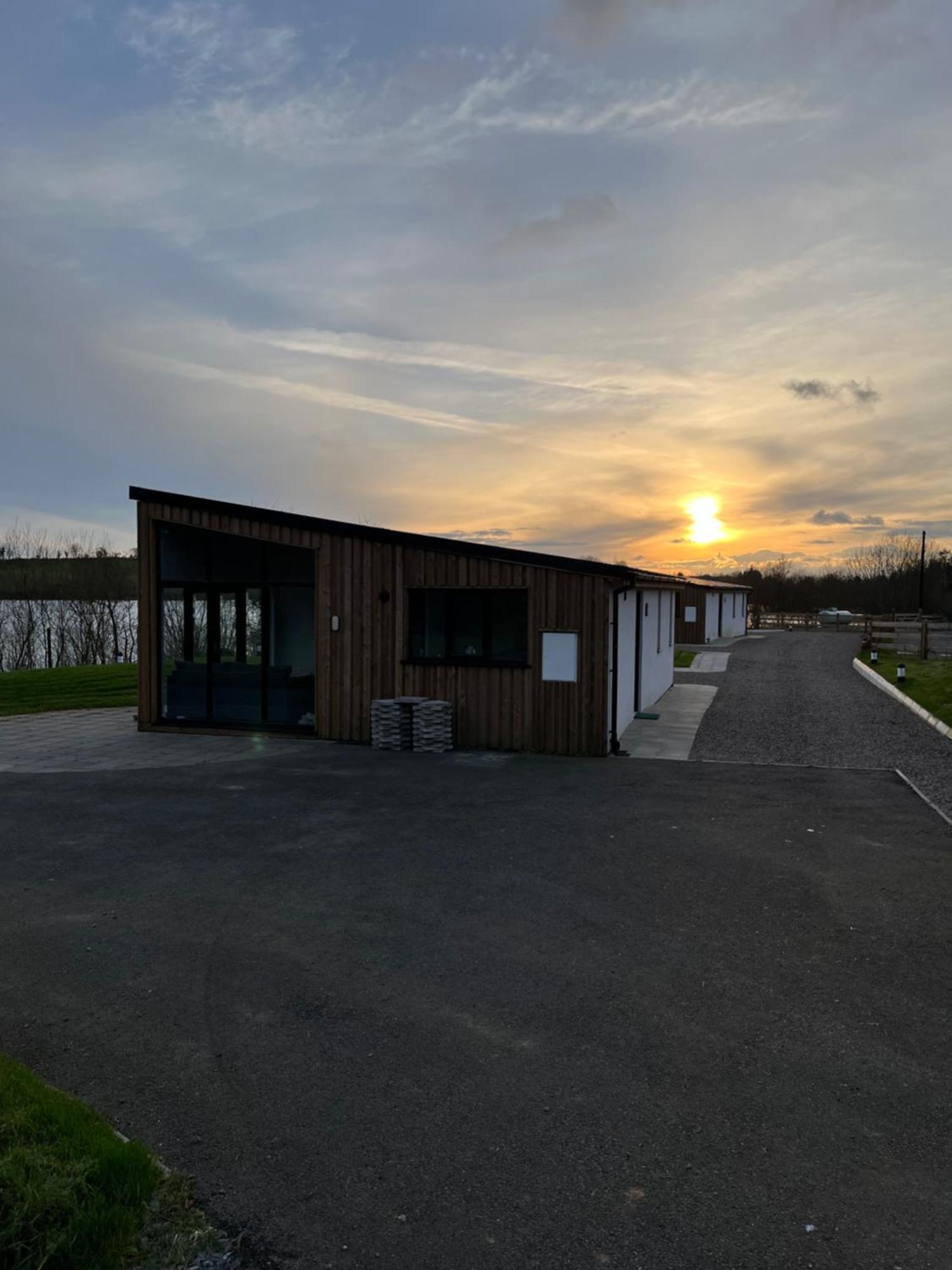 Killyfole Lakeside Lodges Corranny Εξωτερικό φωτογραφία